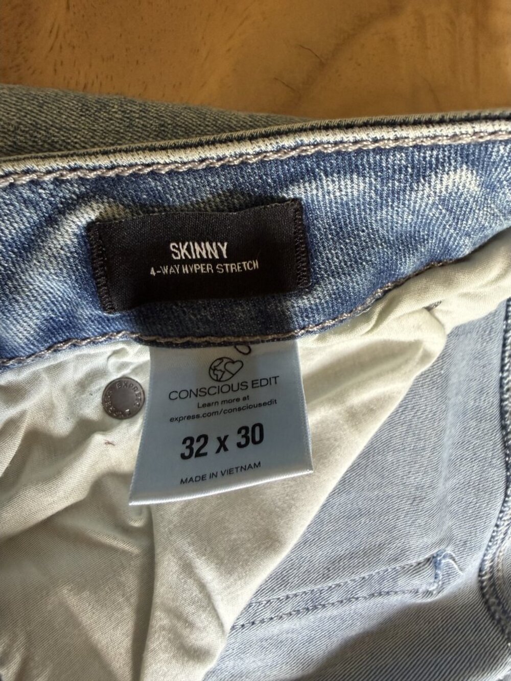 Express Skinny Jeans 4-Way Hyper Stretch Light Wash Men's 32x30 - Picture 5 of 6